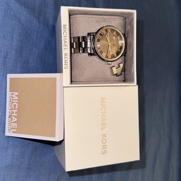 Michael Kors Accessories Michael Kors Norie Silver-Tone Watch - Picture 2 of 5